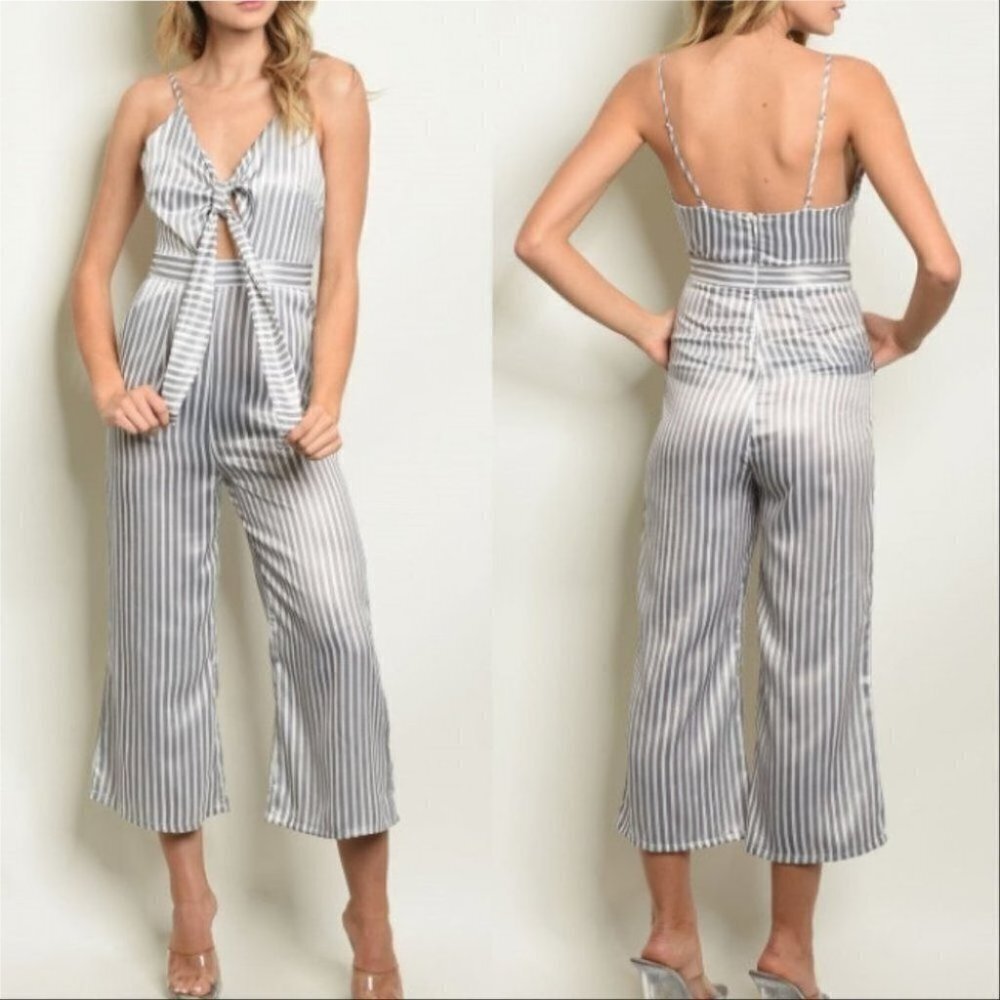 GRAY STRIPED JUMPSUIT